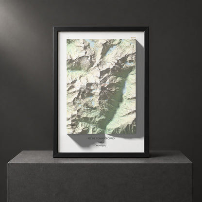 Mapa de relieve de Pic de Comaloforno, 3029 m, Alta Ribagorça, lámina 100 Cims de Trobart. Presentación enmarcada. 50 × 70 cm.