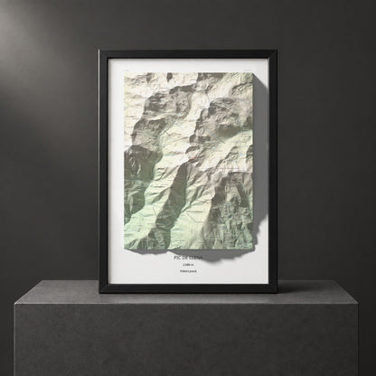 Mapa de relieve de Pic de Llena, 2686 m, Pallars Jussà, lámina 100 Cims de Trobart. Presentación enmarcada. 50 × 70 cm.