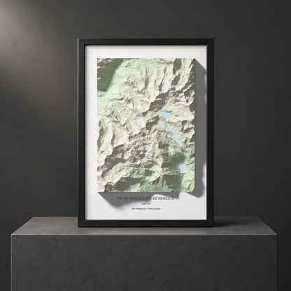 Mapa de relieve de Pic de Mariolo (Pic de Neriolo), 2857 m, Alta Ribagorça · Pallars Jussà, lámina 100 Cims de Trobart. Presentación enmarcada. 70 × 100 cm.