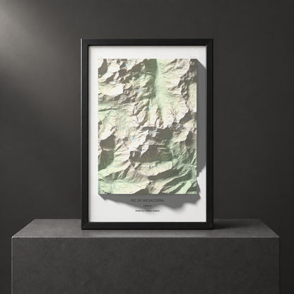 Mapa de relieve de Pic de Medacorba, 2915 m, Andorra · Pallars Sobirà, lámina 100 Cims de Trobart. Presentación enmarcada. 61 × 91 cm.