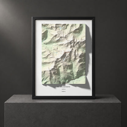 Mapa de relieve de Pic de l'Estanyó, 2915 m, Andorra, lámina 100 Cims de Trobart. Presentación enmarcada. 30 × 40 cm.