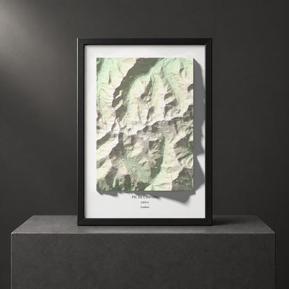Mapa de relieve de Pic de l'Infern, 2870 m, Conflent, lámina 100 Cims de Trobart. Presentación enmarcada. 70 × 100 cm.