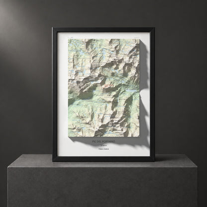 Mapa de relieve de Pic del Portarró, 2734 m, Pallars Sobirà, lámina 100 Cims de Trobart. Presentación enmarcada. 30 × 40 cm.