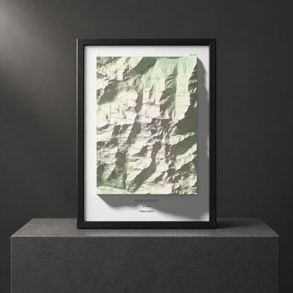Mapa de relieve de Pica d'Estats, 3144 m, Pallars Sobirà, lámina 100 Cims de Trobart. Presentación enmarcada. 50 × 70 cm.