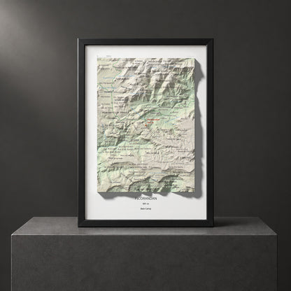 Mapa de relieve de Picorandan, 991 m, Baix Camp, lámina 100 Cims de Trobart. Presentación enmarcada. 21 × 30 cm.