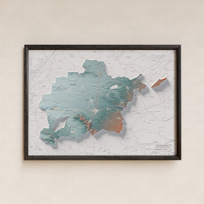 Mapa de relleu del Pla d’Urgell, amb el territori en color i l’entorn en blanc. Presentació amb marc. 50 × 70 cm. Estil Blau i taronja.