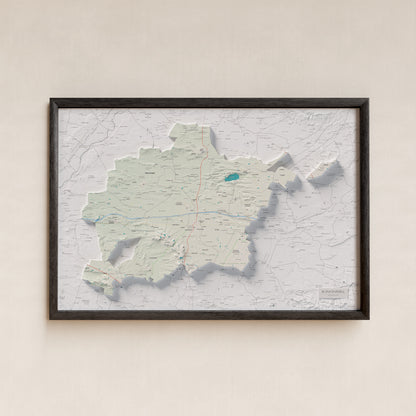 Mapa de relleu del Pla d’Urgell, amb el territori en color i l’entorn en blanc. Presentació amb marc. 61 × 91 cm. Estil Cartogràfic.