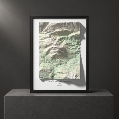 Mapa de relieve de Pollegó Inferior (Pedraforca), 2445 m, Berguedà, lámina 100 Cims de Trobart. Presentación enmarcada. 30 × 40 cm.
