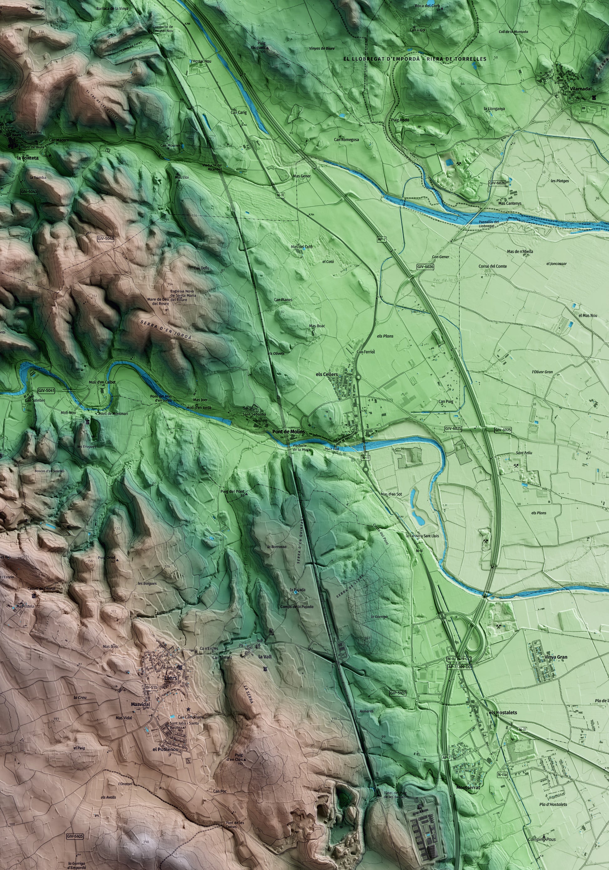 Mapa artístico del relieve de Pont de Molins, al Alt Empordà, con 15 km de entorno y base topográfica ICGC. Detalle de la zona central.