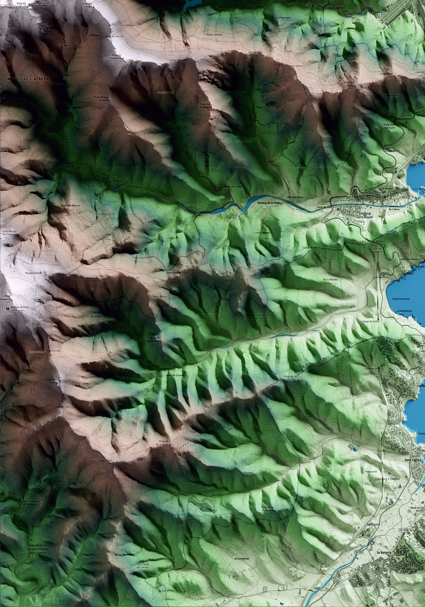 Mapa artístico del relieve de Portbou, al Alt Empordà, con 15 km de entorno y base topográfica ICGC. Detalle de la zona inferior izquierda.