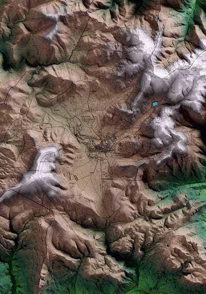 Mapa artístico del relieve de Prades, al Baix Camp, con 15 km de entorno y base topográfica ICGC. Detalle de la zona central.