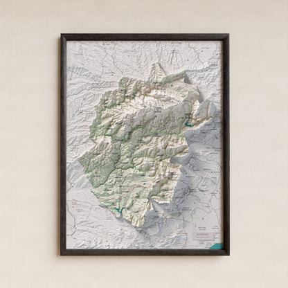 Mapa de relieve del Priorat, con el territorio en color y el entorno en blanco. Presentación con marco. 30 × 40 cm. Estilo Cartográfico.