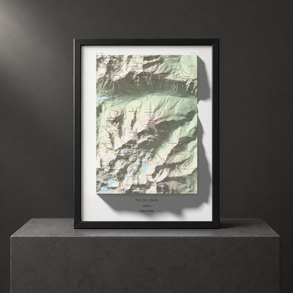 Mapa de relieve de Pui de Linya, 2870 m, Pallars Sobirà, lámina 100 Cims de Trobart. Presentación enmarcada. 30 × 40 cm.