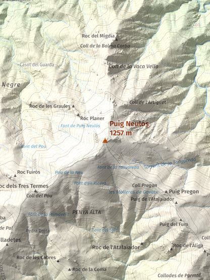 Mapa de relieve de Puig Neulós, 1257 m, Alt Empordà · Rosselló, lámina 100 Cims de Trobart. Detalle de la zona central. 30 × 40 cm.