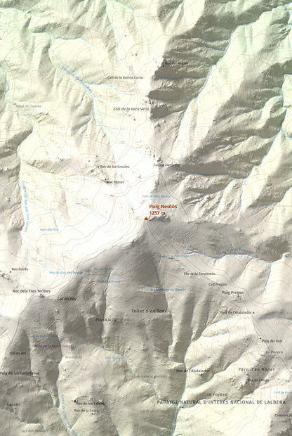 Mapa de relieve de Puig Neulós, 1257 m, Alt Empordà · Rosselló, lámina 100 Cims de Trobart. Detalle de la zona central. 61 × 91 cm.