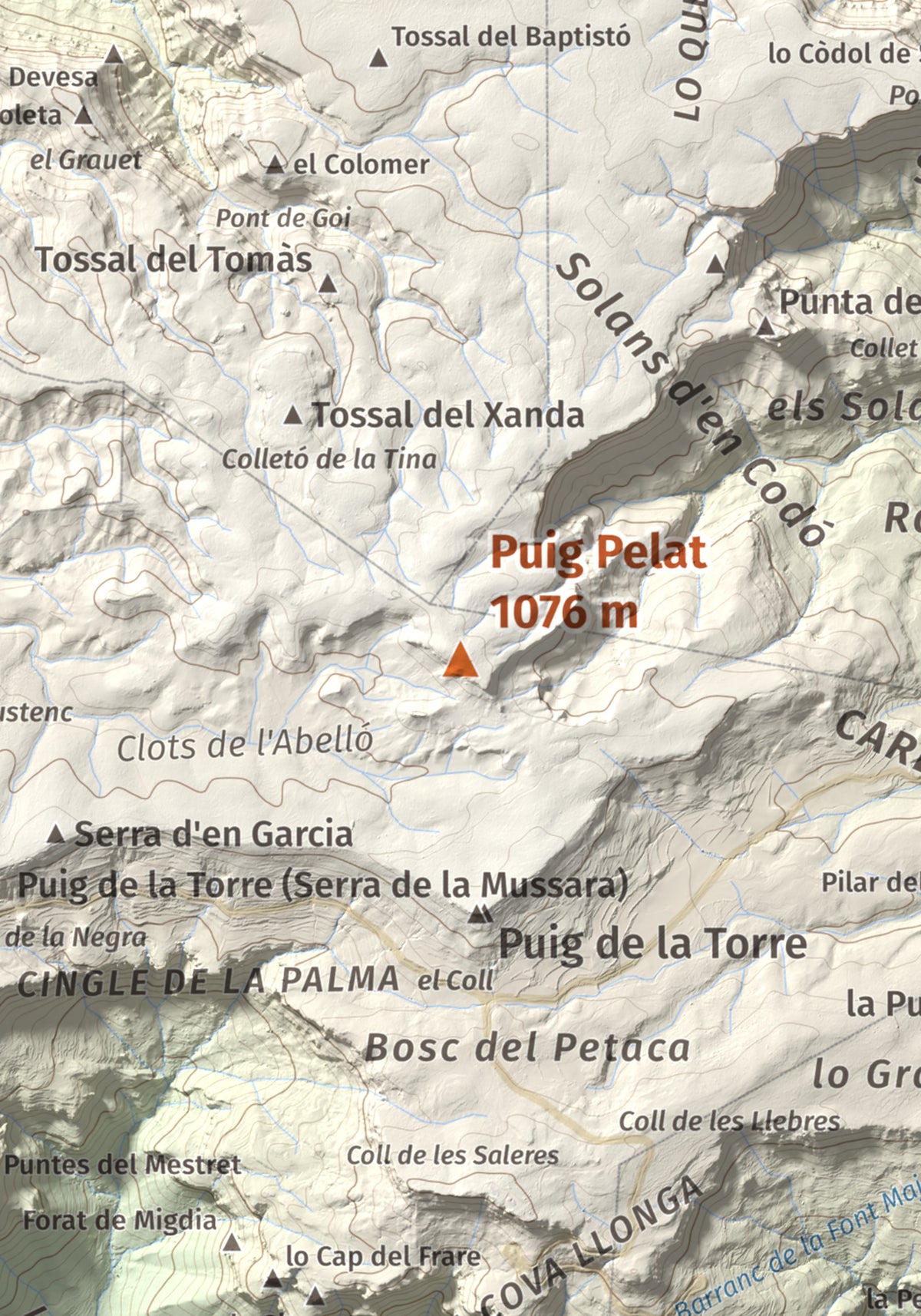 Mapa de relieve de Puig Pelat, 1076 m, Baix Camp, lámina 100 Cims de Trobart. Detalle de la zona central. 21 × 30 cm.