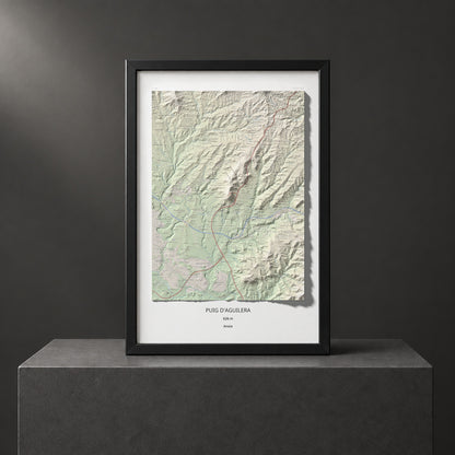 Mapa de relieve de Puig d'Aguilera, 626 m, Anoia, lámina 100 Cims de Trobart. Presentación enmarcada. 61 × 91 cm.