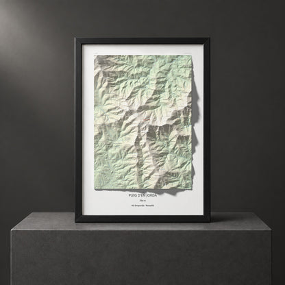 Mapa topogràfic del relleu: Puig d'en Jordà, 754 m. Presentació emmarcada. 50 × 70 cm.