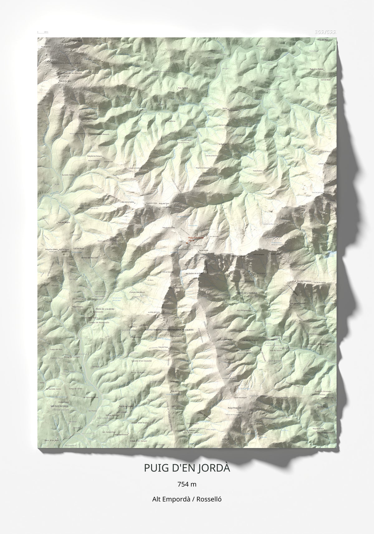 Mapa topogràfic del relleu: Puig d'en Jordà, 754 m. Làmina completa. 70 × 100 cm.