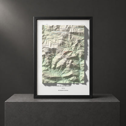 Mapa de relieve de Puig de les Bruixes, 1391 m, Alt Empordà · Garrotxa, lámina 100 Cims de Trobart. Presentación enmarcada. 21 × 30 cm.