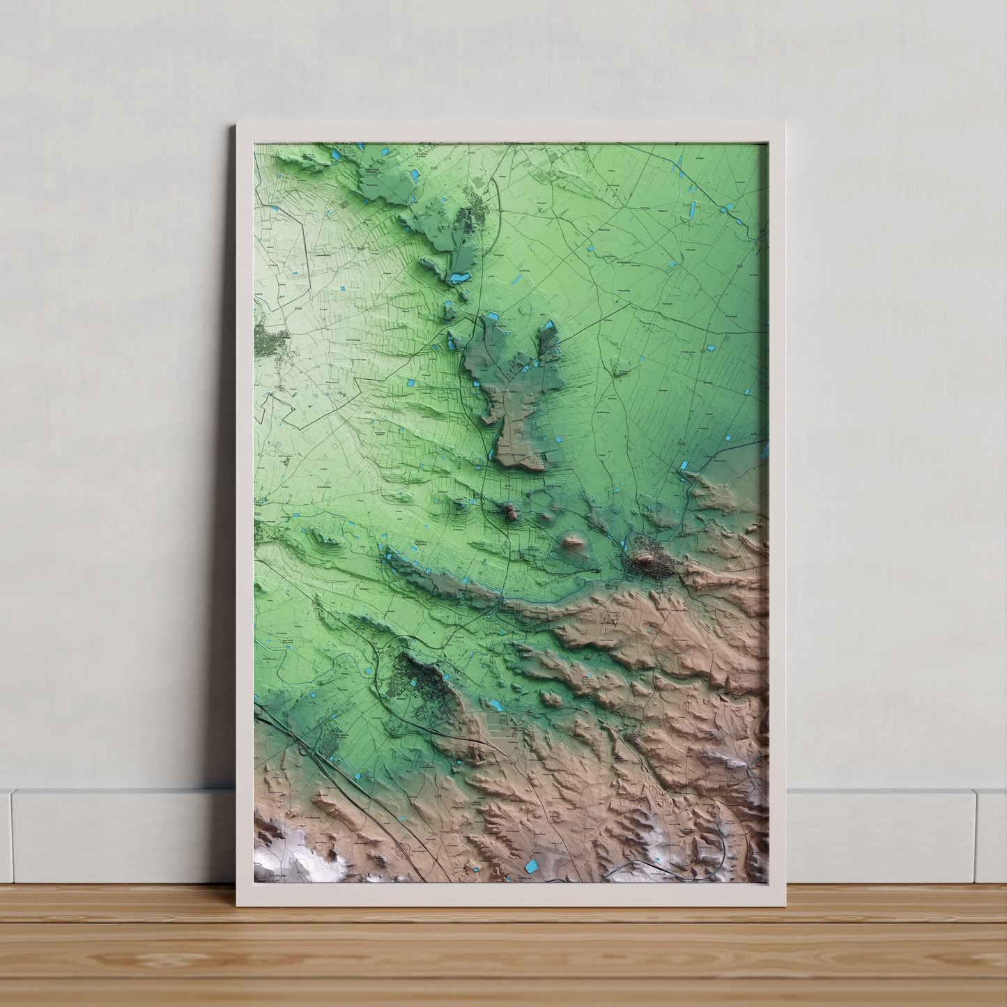 Mapa artístico del relieve de Puiggròs, a las Garrigues, con 15 km de entorno y base topográfica ICGC. Presentación enmarcada.