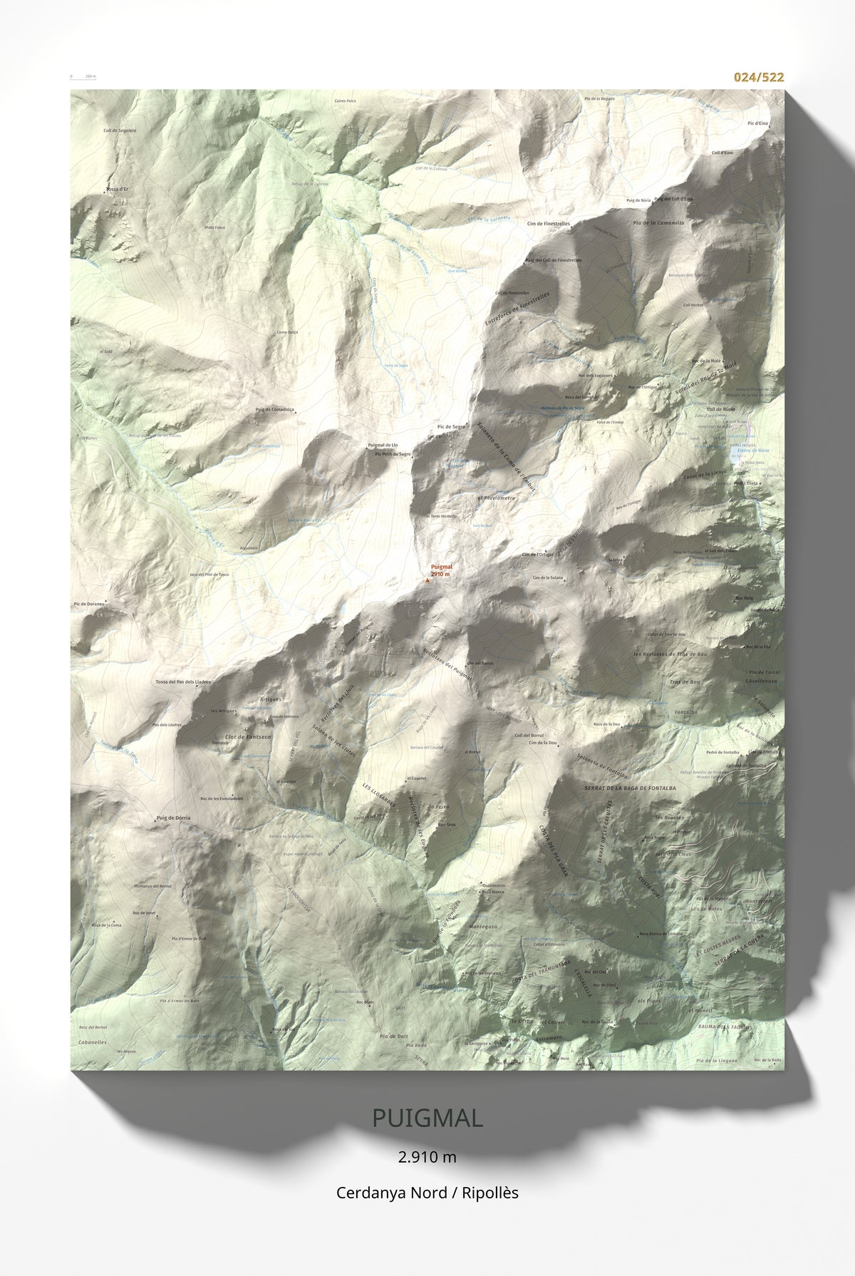 Mapa de relieve de Puigmal, 2910 m, Cerdanya Nord · Ripollès, lámina 100 Cims de Trobart 61 × 91 cm.