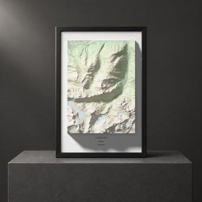 Mapa de relieve de Pujoalbo, 2504 m, Val d'Aran, lámina 100 Cims de Trobart. Presentación enmarcada. 61 × 91 cm.