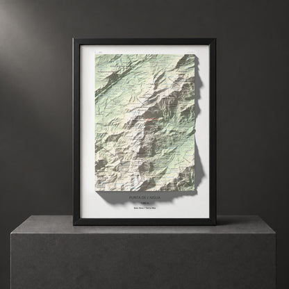 Mapa de relieve de Punta de l'Aigua, 1092 m, Baix Ebre · Terra Alta, lámina 100 Cims de Trobart. Presentación enmarcada. 30 × 40 cm.