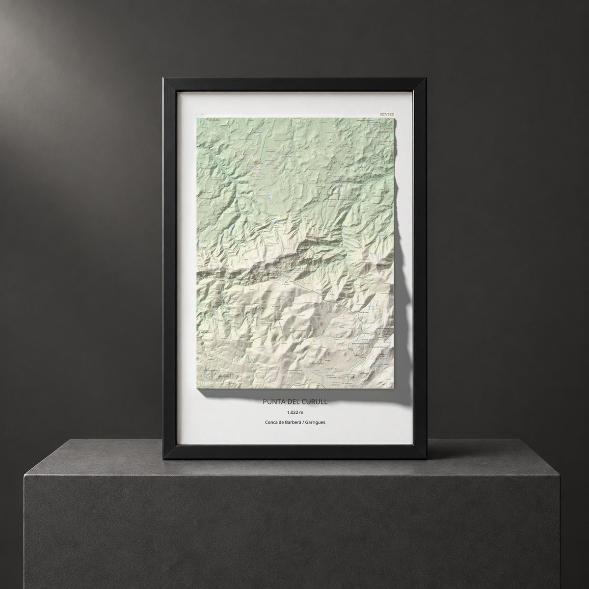 Mapa de relieve de Punta del Curull, 1022 m, Conca de Barberà · Garrigues, lámina 100 Cims de Trobart. Presentación enmarcada. 61 × 91 cm.
