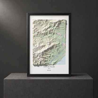 Mapa topográfico del relieve: Punta del Pallars, 551 m. Presentación enmarcada. 61 × 91 cm.
