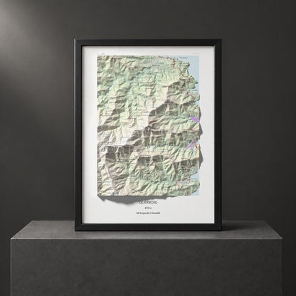 Mapa topogràfic del relleu: Querroig, 672 m. Presentació emmarcada. 30 × 40 cm.
