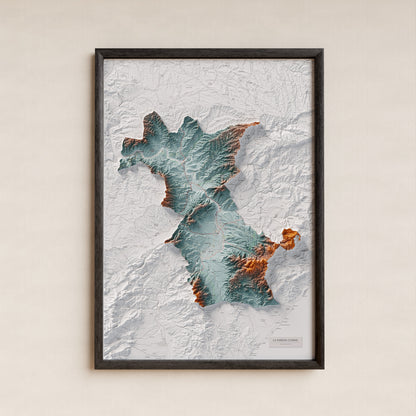 Mapa de relieve de la Ribera d’Ebre, con el territorio en color y el entorno en blanco. Presentación con marco. 70 × 100 cm. Estilo Azul y naranja.