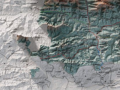 Mapa de relleu del Ripollès, amb el territori en color i l’entorn en blanc. Detall de la part inferior esquerra. 30 × 40 cm. Estil Blau i taronja.
