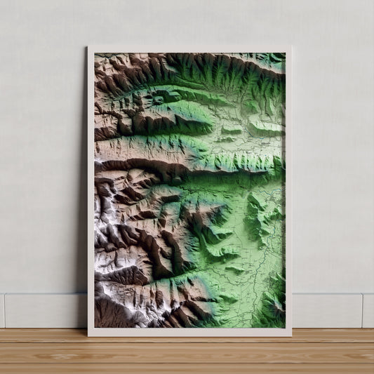 Mapa artístico del relieve de Riudaura, a la Garrotxa, con 15 km de entorno y base topográfica ICGC. Presentación enmarcada.