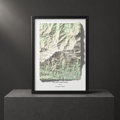 Mapa de relieve de Roc del Comptador, 1451 m, Alt Empordà · Vallespir, lámina 100 Cims de Trobart. Presentación enmarcada. 50 × 70 cm.