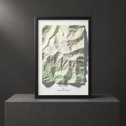 Mapa de relieve de Roca Colom, 2506 m, Conflent · Ripollès · Vallespir, lámina 100 Cims de Trobart. Presentación enmarcada. 61 × 91 cm.