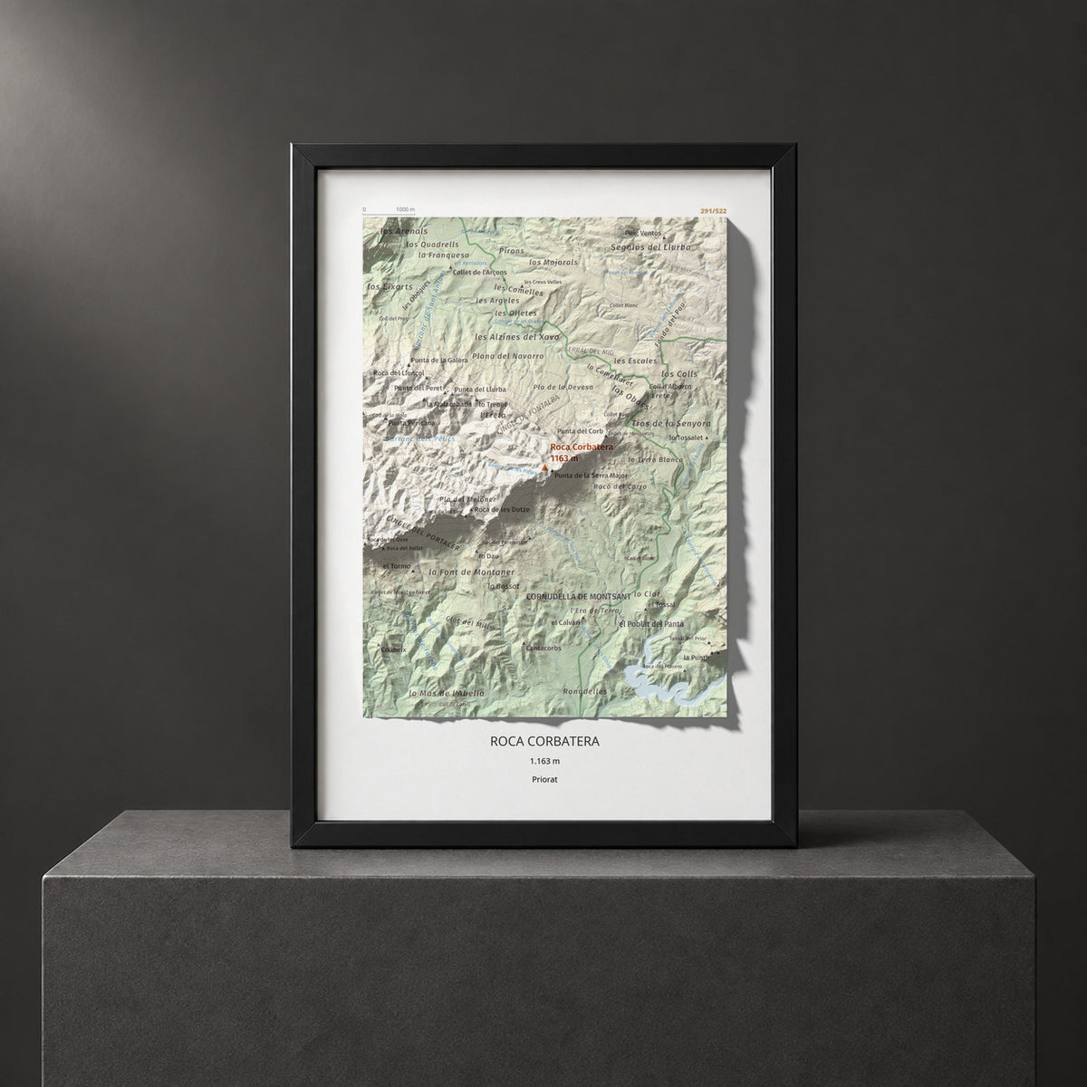 Mapa de relieve de Roca Corbatera, 1163 m, Priorat, lámina 100 Cims de Trobart. Presentación enmarcada. 21 × 30 cm.
