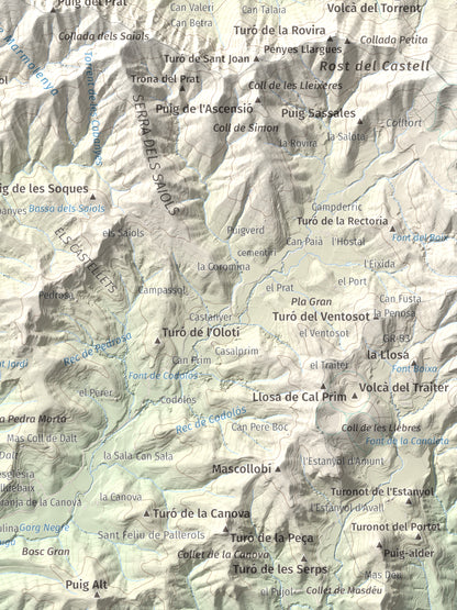 Mapa de relieve de Roca Lladre, 907 m, Garrotxa, lámina 100 Cims de Trobart. Detalle de la zona inferior derecha. 30 × 40 cm.