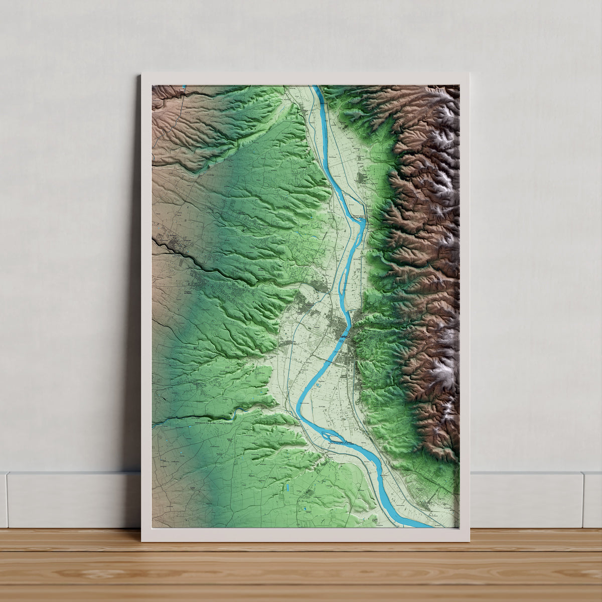 Mapa artístico del relieve de Roquetes, al Baix Ebre, con 15 km de entorno y base topográfica ICGC. Presentación enmarcada.