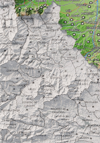 Mapa de relieve del Rosselló, con el territorio en color y el entorno en blanco. Detalle de la zona inferior izquierda. 21 × 30 cm. Estilo Clásico.
