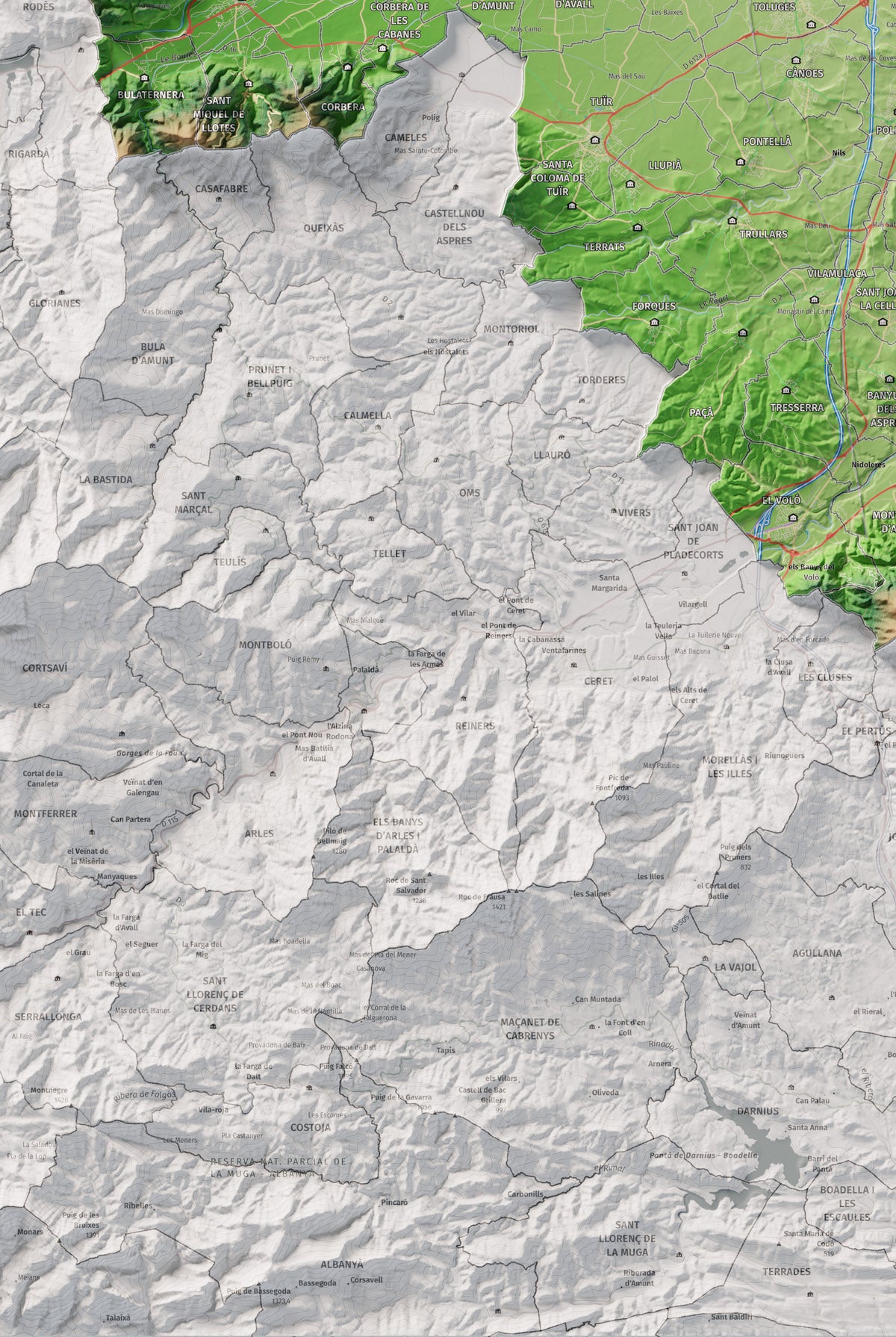 Mapa de relieve del Rosselló, con el territorio en color y el entorno en blanco. Detalle de la zona inferior izquierda. 61 × 91 cm. Estilo Clásico.