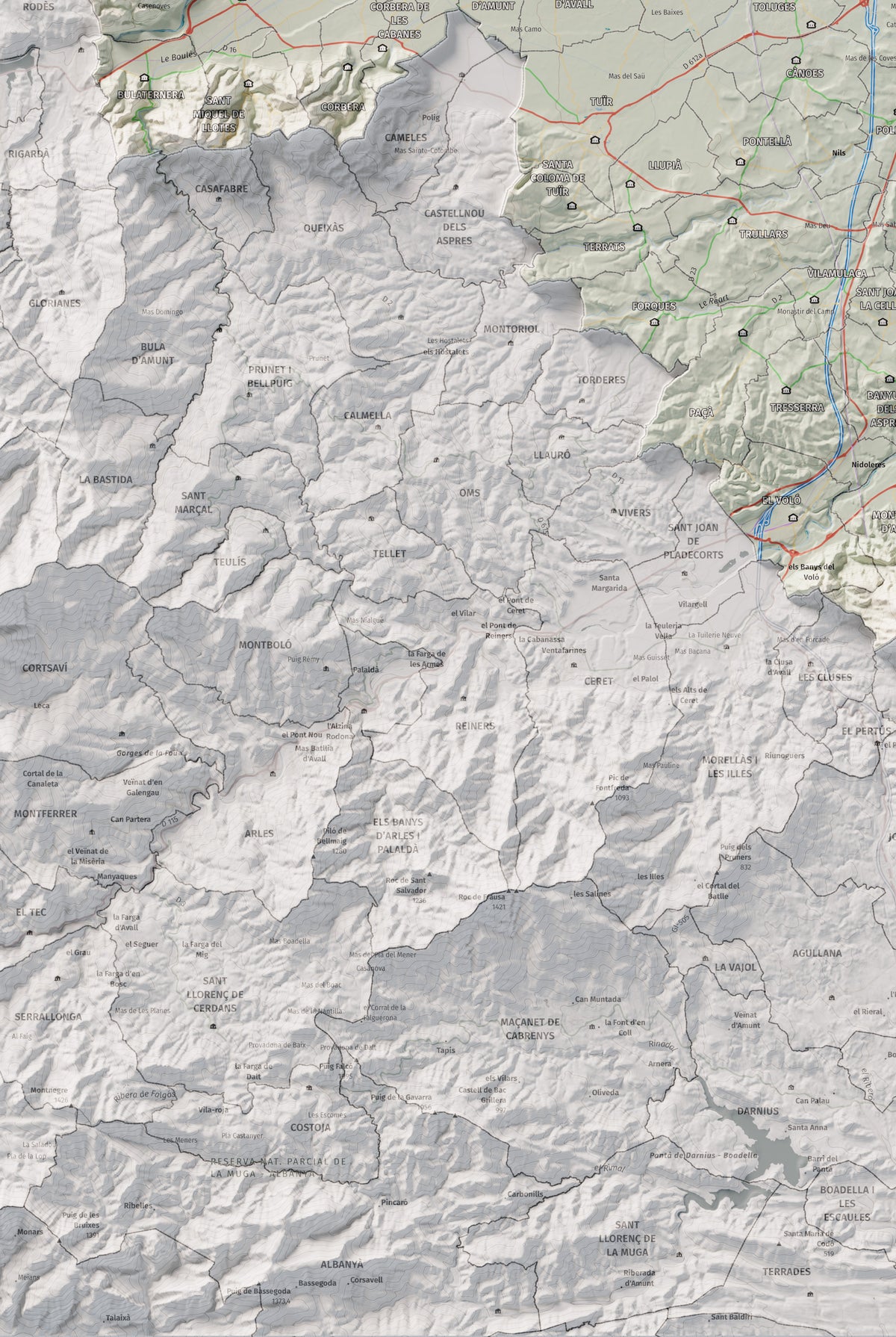 Mapa de relieve del Rosselló, con el territorio en color y el entorno en blanco. Detalle de la zona inferior izquierda. 61 × 91 cm. Estilo Cartográfico.