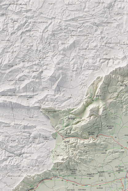Mapa de relieve del Rosselló, con el territorio en color y el entorno en blanco. Detalle de la zona superior izquierda. 61 × 91 cm. Estilo Cartográfico.