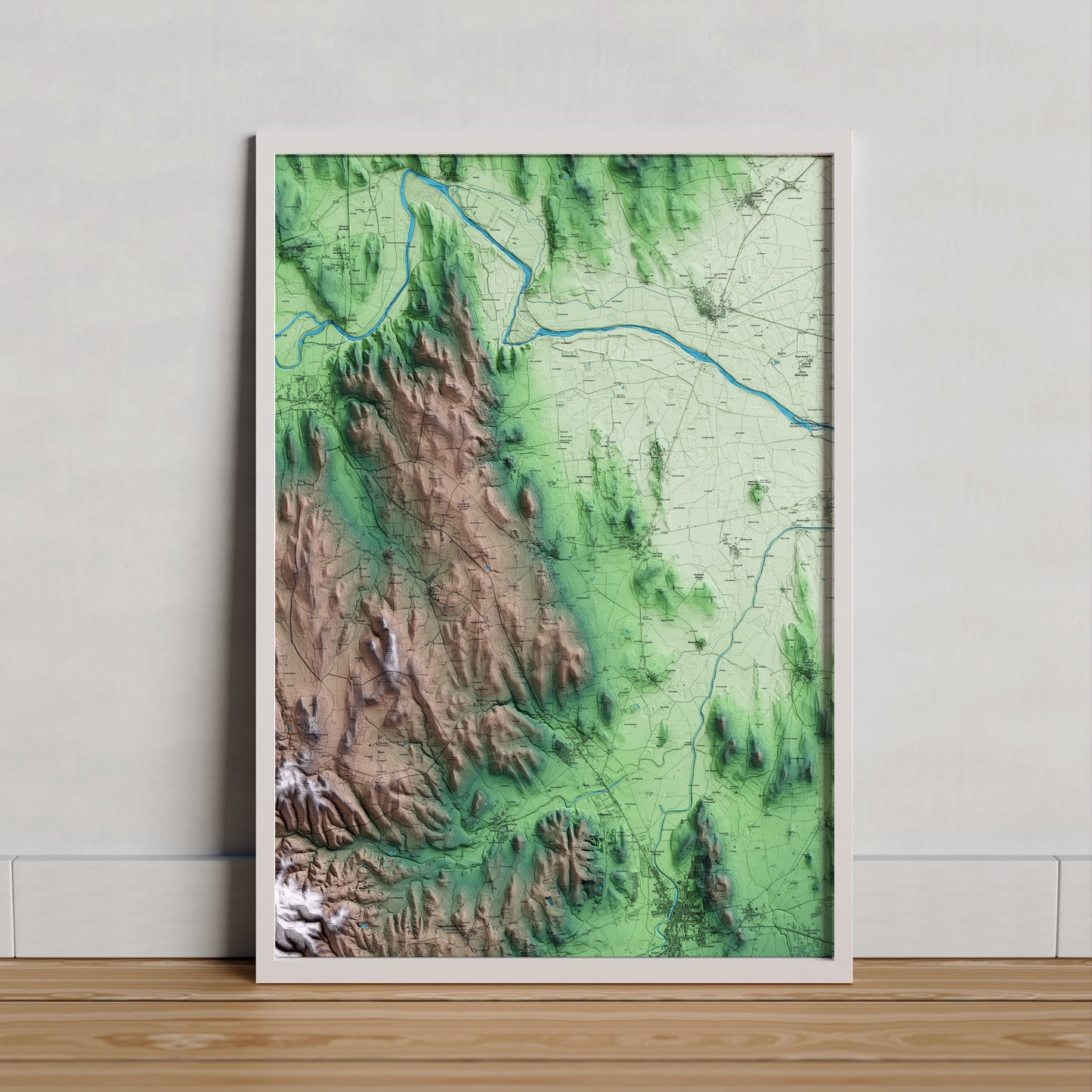 Mapa artístico del relieve de Rupià, al Baix Empordà, con 15 km de entorno y base topográfica ICGC. Presentación enmarcada.