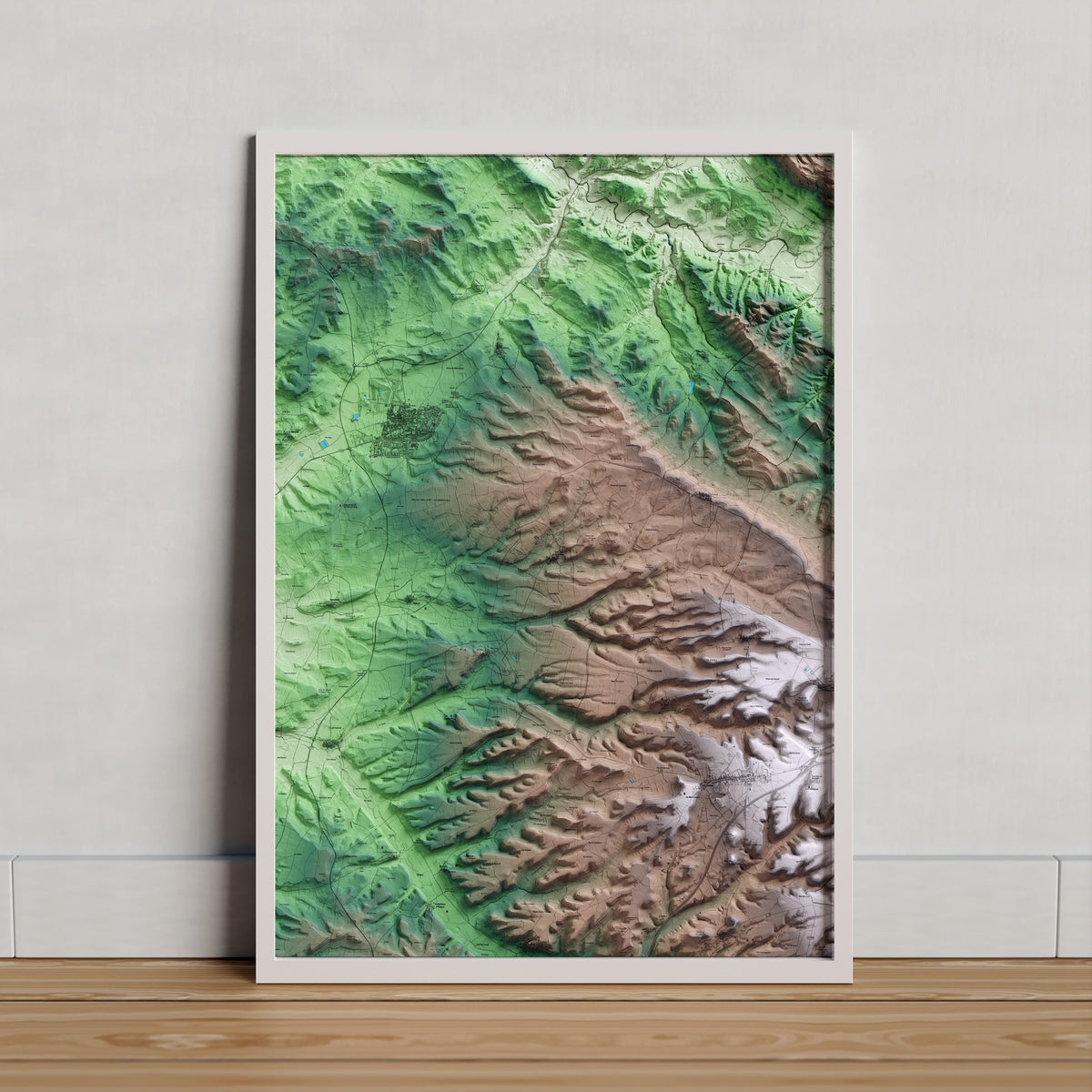 Mapa artístico del relieve de Sant Guim de la Plana, a la Segarra, con 15 km de entorno y base topográfica ICGC. Presentación enmarcada.