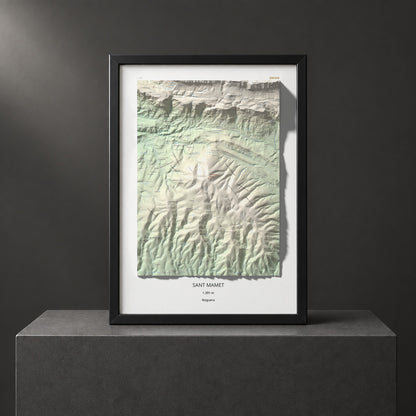 Mapa de relieve de Sant Mamet, 1391 m, Noguera, lámina 100 Cims de Trobart. Presentación enmarcada. 50 × 70 cm.