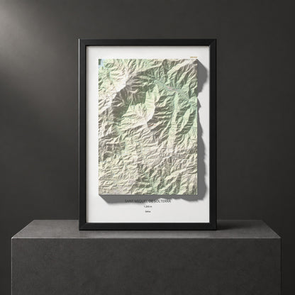 Mapa de relieve de Sant Miquel de Solterra, 1203 m, Selva, lámina 100 Cims de Trobart. Presentación enmarcada. 70 × 100 cm.