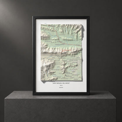 Mapa de relieve de Sant Miquel del Mont, 793 m, Garrotxa, lámina 100 Cims de Trobart. Presentación enmarcada. 21 × 30 cm.