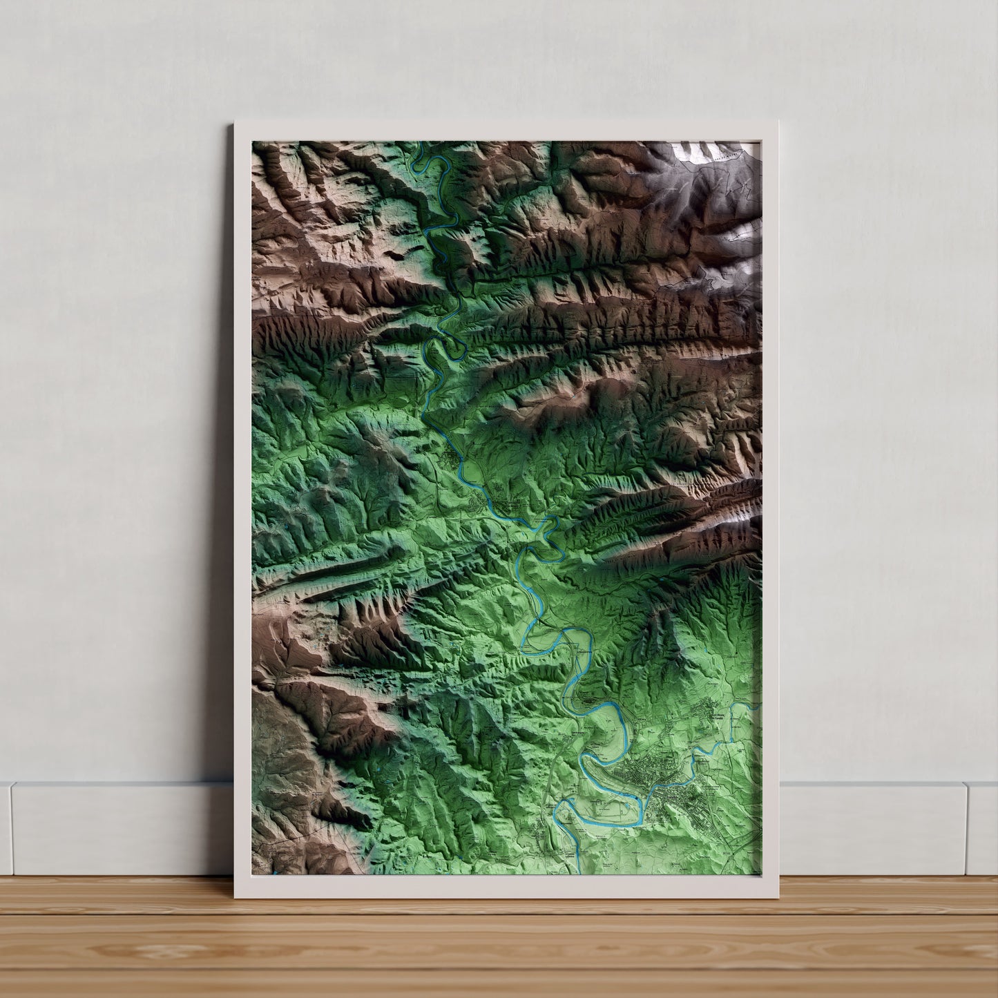 Mapa artístico del relieve de Sant Quirze de Besora, a Osona, con 15 km de entorno y base topográfica ICGC. Presentación enmarcada.