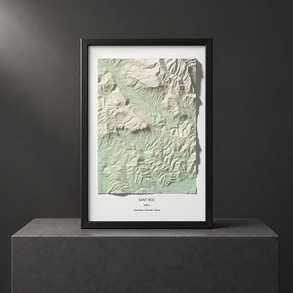 Mapa de relieve de Sant Roc, 598 m, Garrotxa · Gironès · Selva, lámina 100 Cims de Trobart. Presentación enmarcada. 61 × 91 cm.